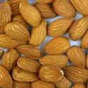 9 Magnesium-Rich Foods (Almonds)