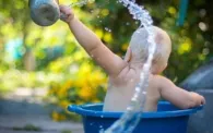 5 great reasons for parents to swap bubbles for bath flakes